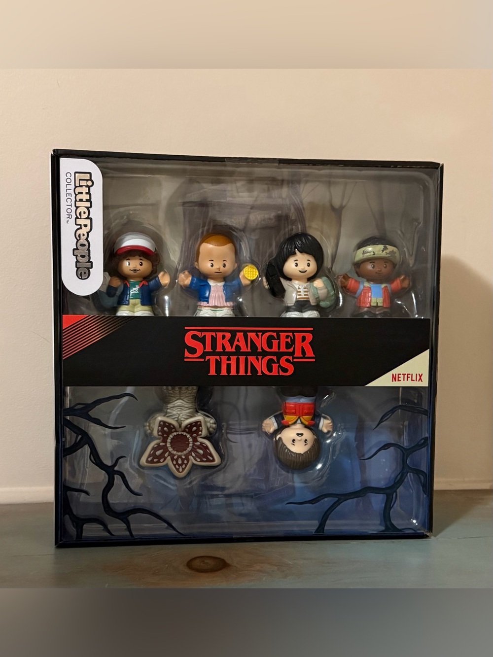 NEW Sealed Stranger Things Little People Castle Byers Special Edition